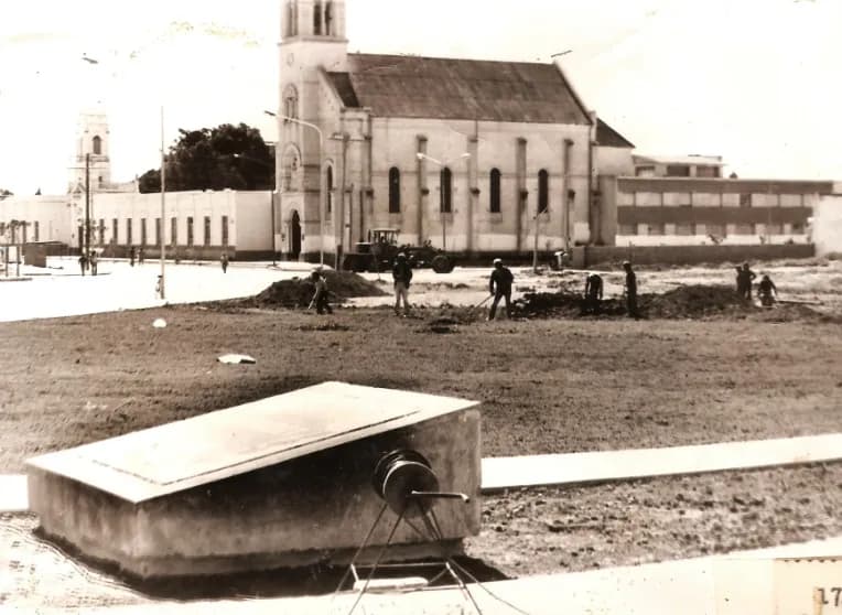 Plaza de la Madre - Imagen 1