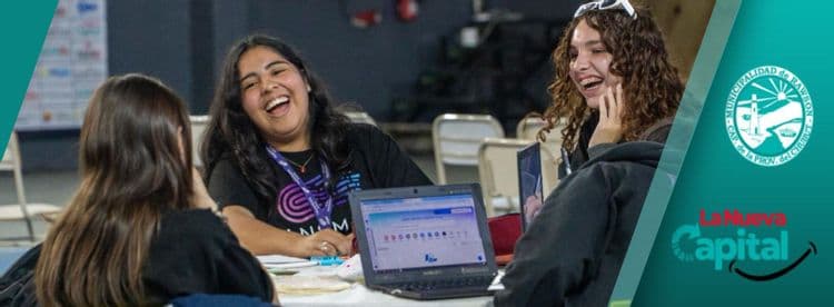 Imagen de la noticia que habla sobre: ESTUDIANTES DE LA ESCUELA N° 776 GANARON EL PRIMER HACKATÓN TECNOLÓGICO EN PLAYA UNIÓN