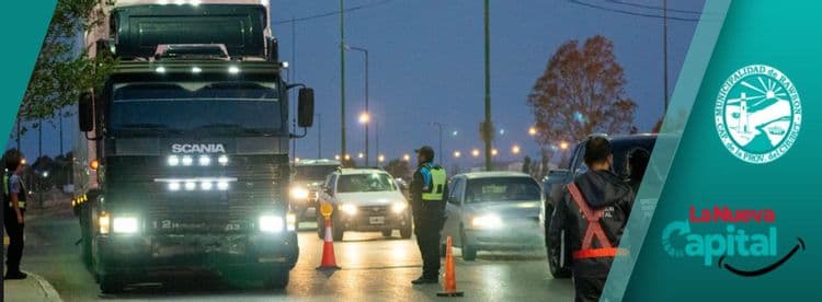 Imagen de la noticia que habla sobre: MUNICIPIO DE RAWSON REALIZA CONTROLES A CAMIONES DE CARGA EN DISTINTOS PUNTOS DE LA CIUDAD